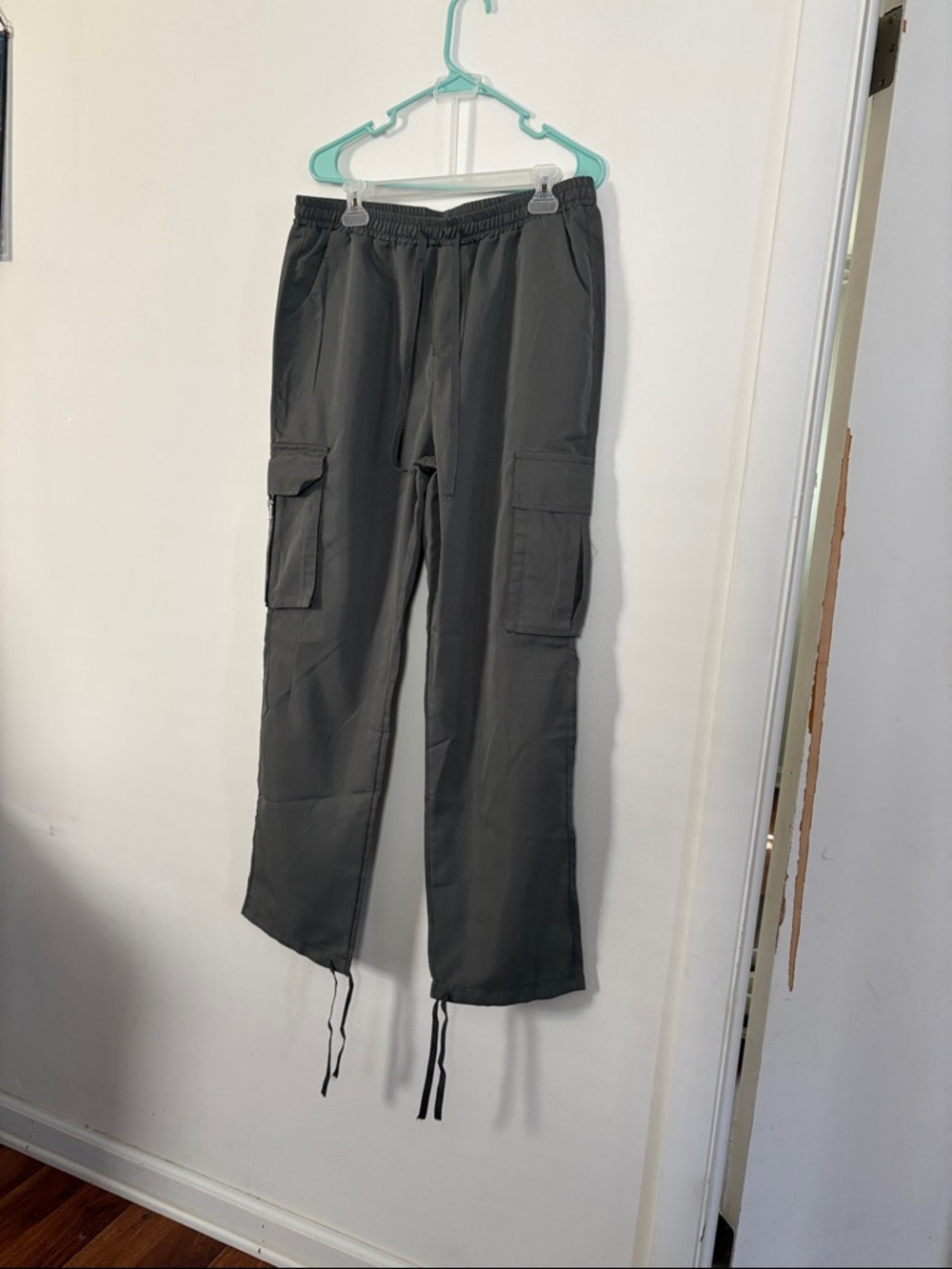 Men's Gray Cargo Jogger Pants